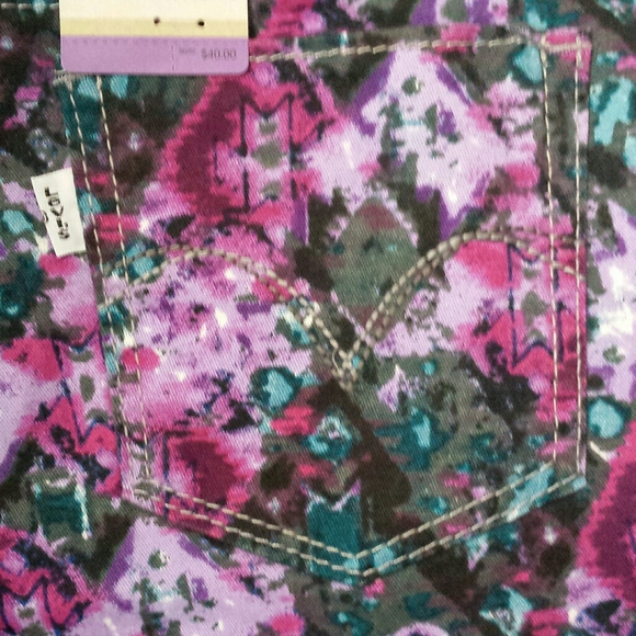 NWT Levi's Girls Pink Purple Geoisle Print Denim Legging Jeans 14 Reg - Picture 4 of 11